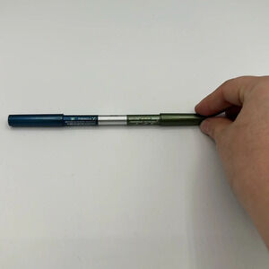 new Formula Z happy stick dual ended eyeliner - sky blue & emerald green